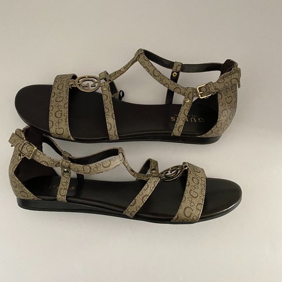 GUESS Sandals‎ - Picture 5 of 7